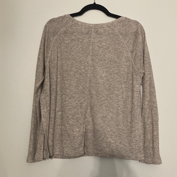 roots split hem shirt - Picture 2 of 2